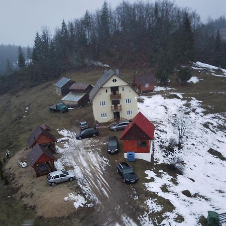 Pensiunea Poarta Lui Ionele Gîrda de Sus Buitenkant foto