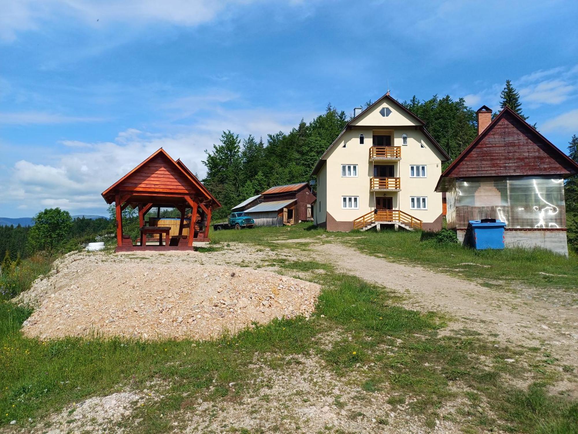 Pensiunea Poarta Lui Ionele Gîrda de Sus Buitenkant foto